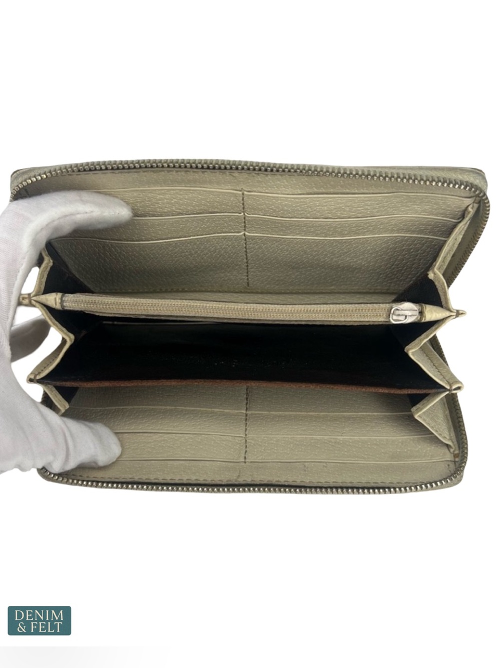 Gucci GG Monogram Zip Around Wallet Beige Ebony Canvas Logo Plate Organizer - Picture 11 of 16